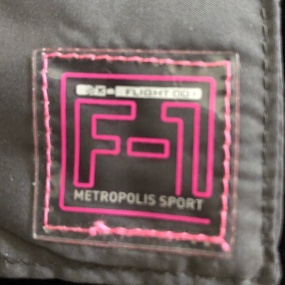 Flight 001 NWOT Athletic & traveler wrist wallet - Picture 9 of 9